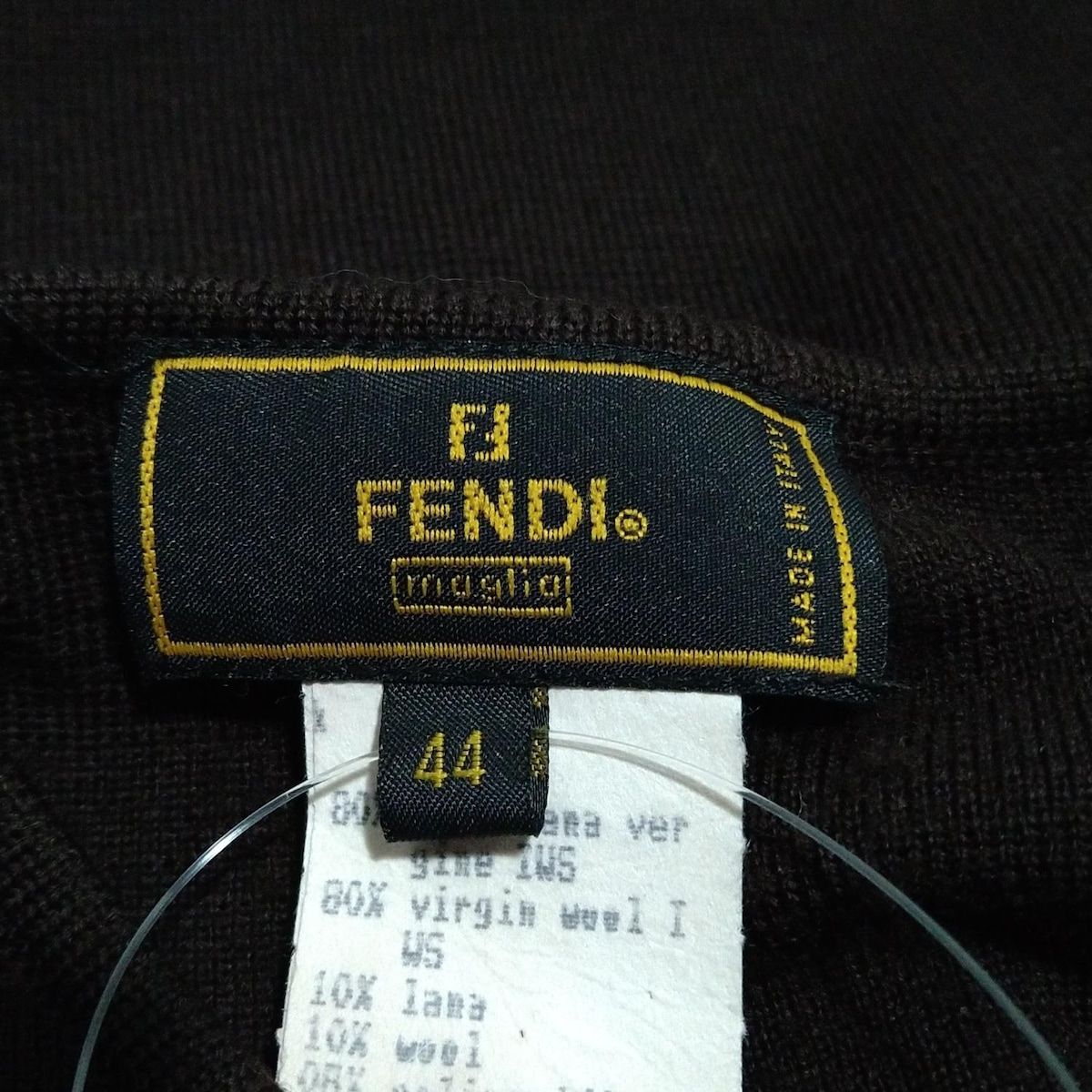 Vネック|ズッカ柄