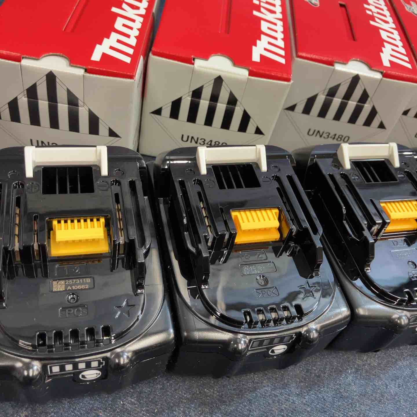 マキタ makita リチウムイオンバッテリー 18V 6.0Ah BL1860B 5個セット 八潮店 BRIGHTFACE_UK