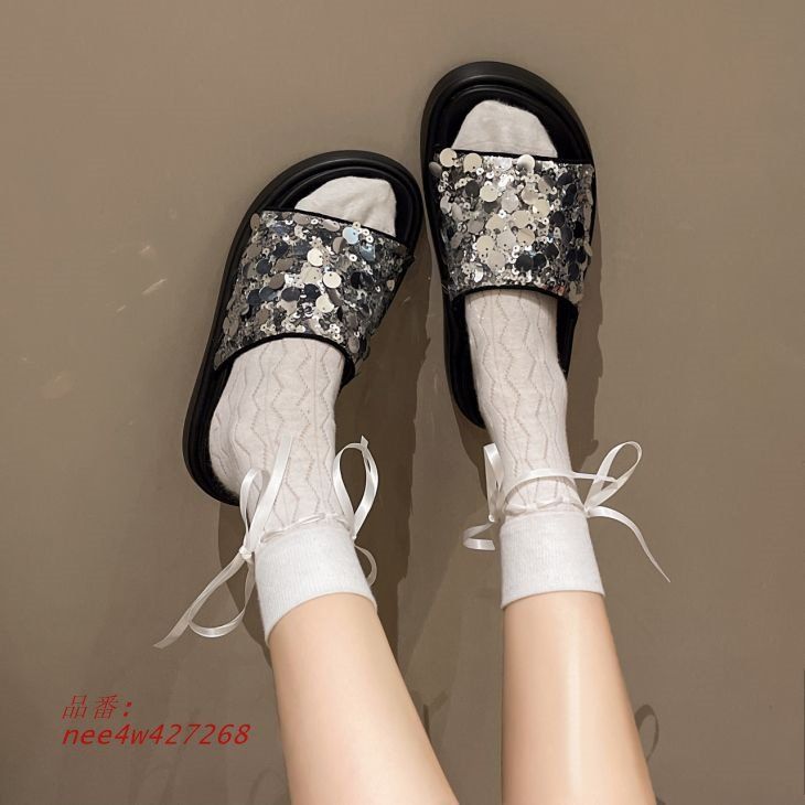 【偽造品10倍補償】公式正規品！スパンコールサンダル サンダル 柔らかい素材 ビーチサンダル コンフォートサンダル 厚底サンダル 靴  宅込 送料無料  nee4w427268 成長対応