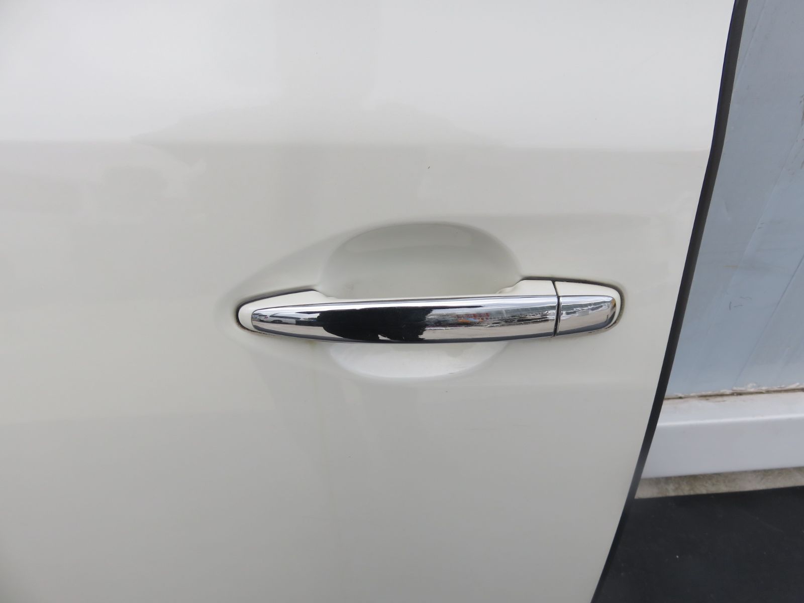 SFC2599 ヴェルファイア ANH20W ANH25W GGH20W GGH25W 後期 純正 右後 ドア 右側 右リア パワースライドドア 白070 ホワイトパール