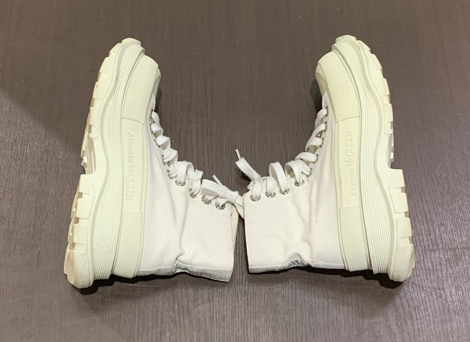 ALEXANDER MCQUEEN アレキサンダーマックイーン 611705