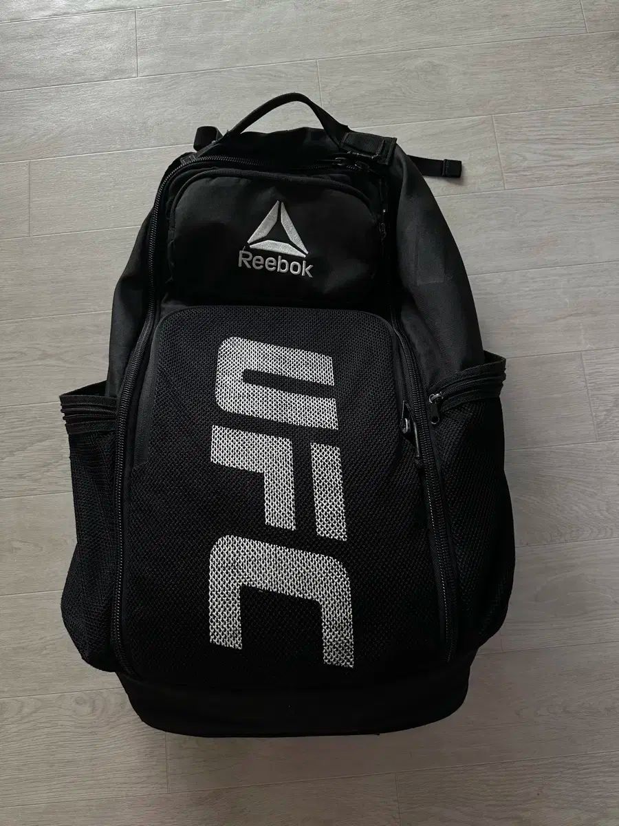 Reebok リーブック UFC リュック リュックサック