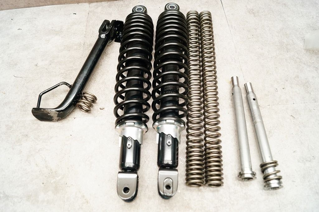 ヤマハ　純正　X-MAX　KYBリアサス左右、サイドスタンド　B74-00