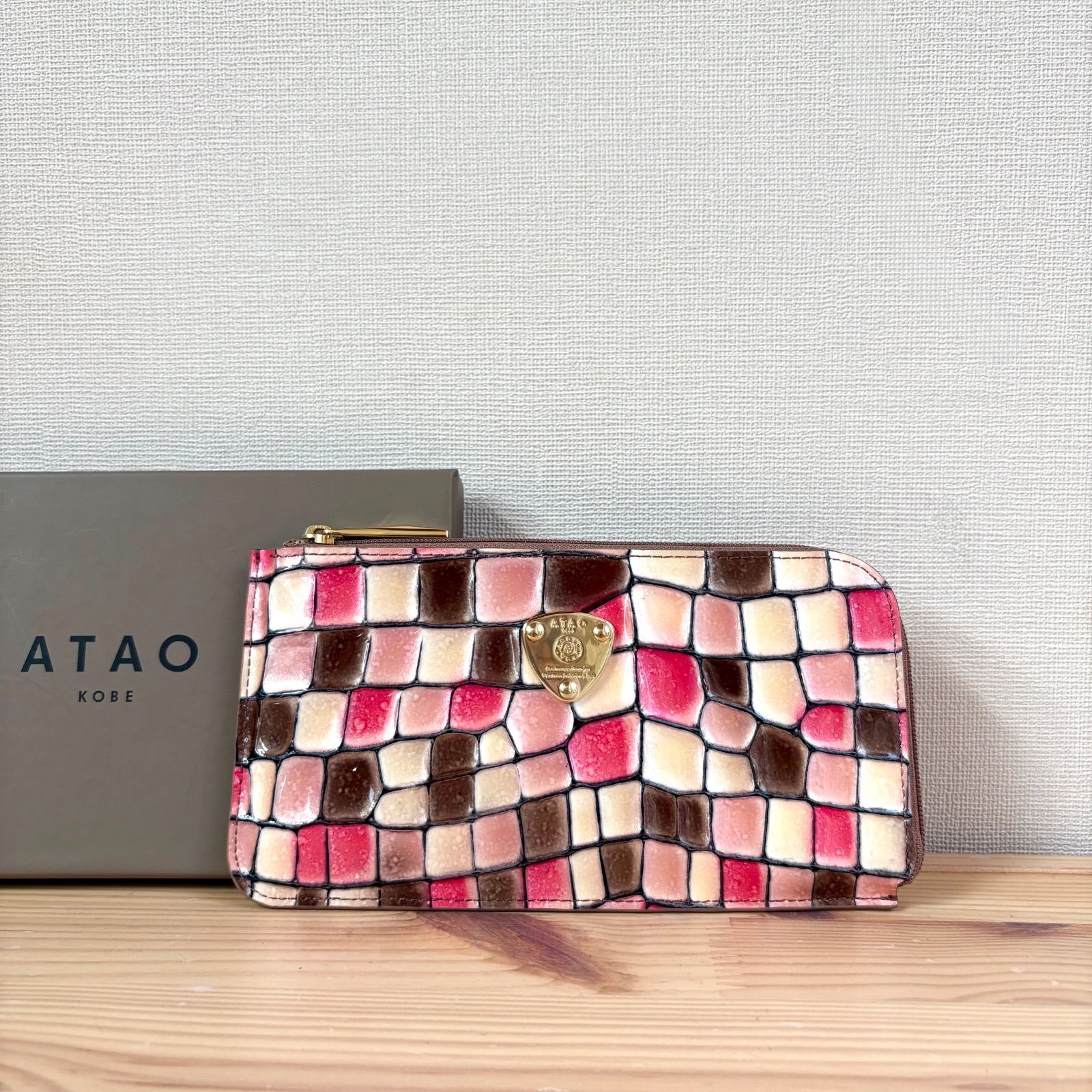 ATAOリモヴィトロ長財布美品 未使用】ATAO リモヴィトロ L字ファスナー長財布 チェリー 新品 ATAO