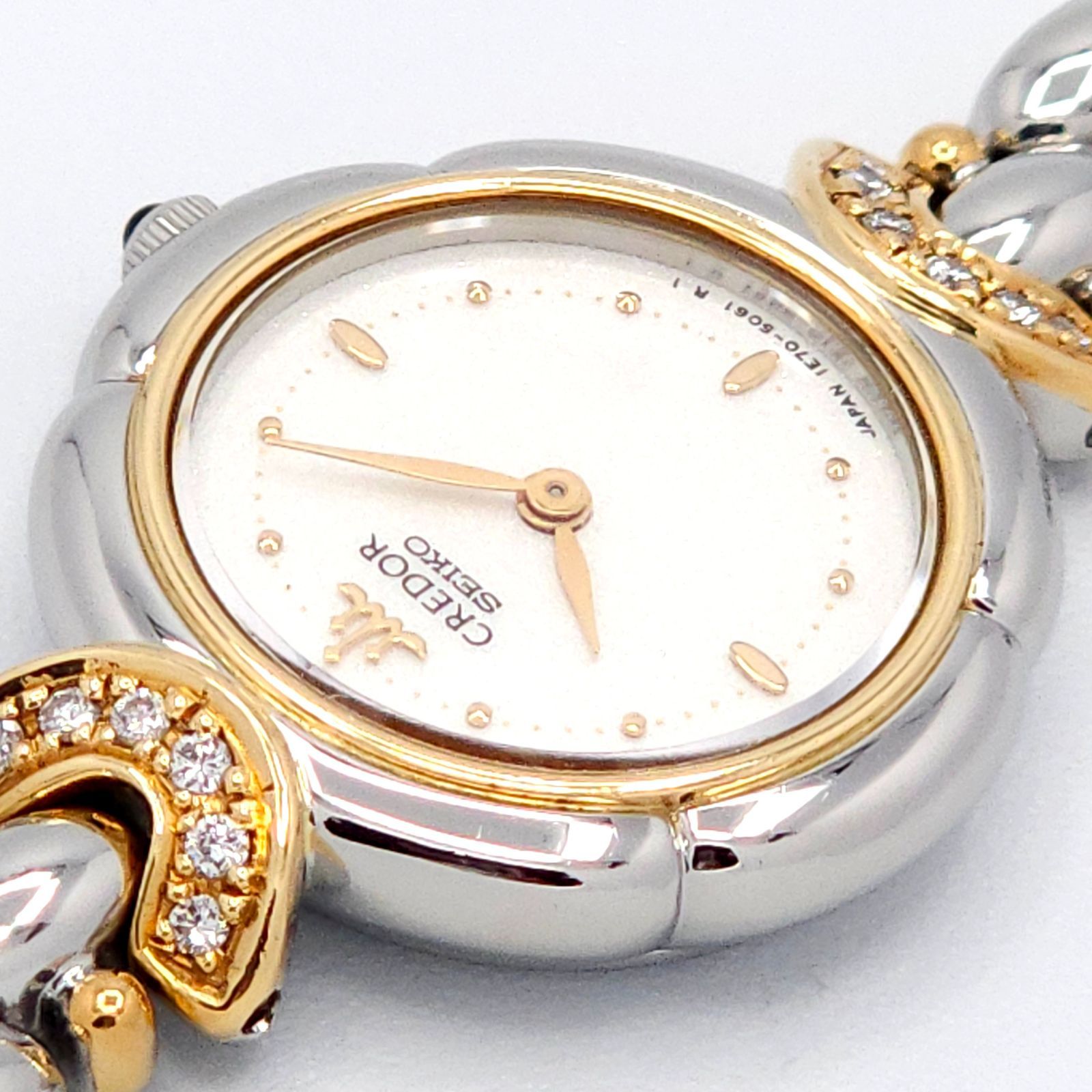 セイコー セイコー クレドール 18KT SS ラウンド 1E70-2050 クォーツ 