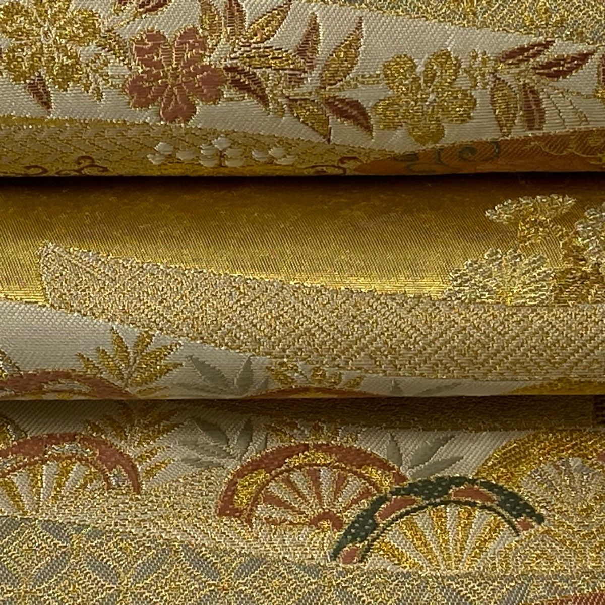 袋帯 美品 逸品 長嶋成織物 落款 瀞金錦 関西仕立て 蔓帯 菊唐草