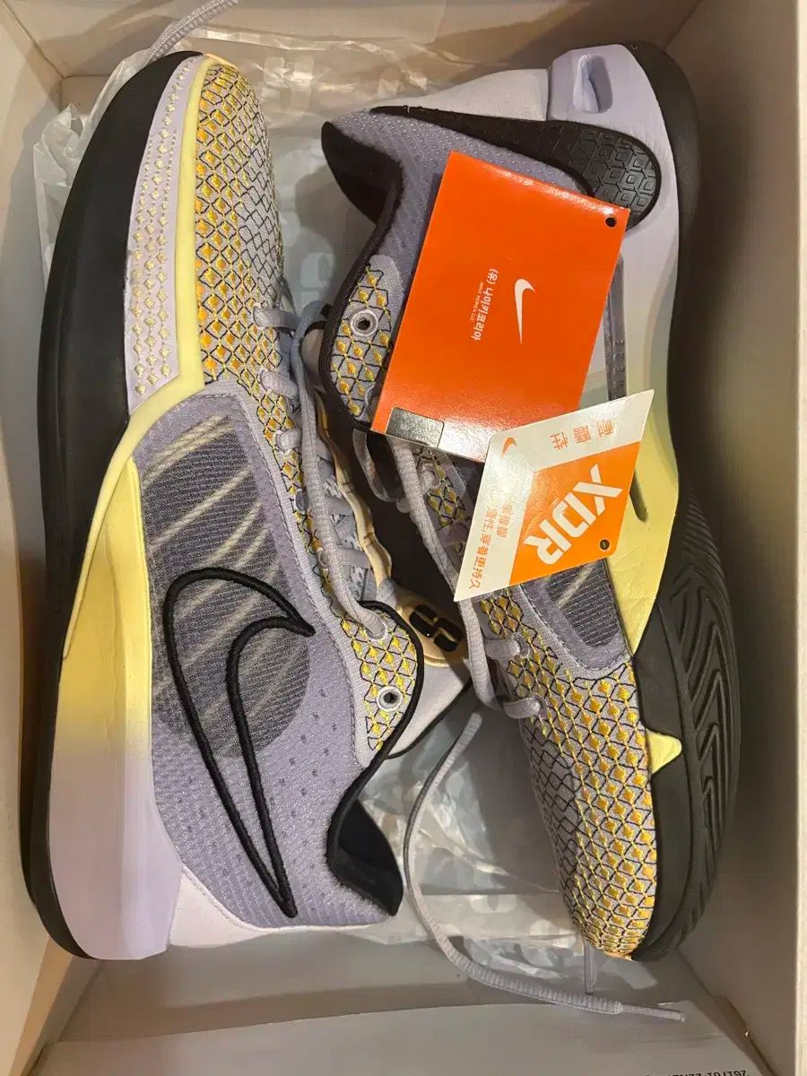 1 決済 ほぼ NIKE ナイキ サブリナ 火花 バスケットシューズ 280