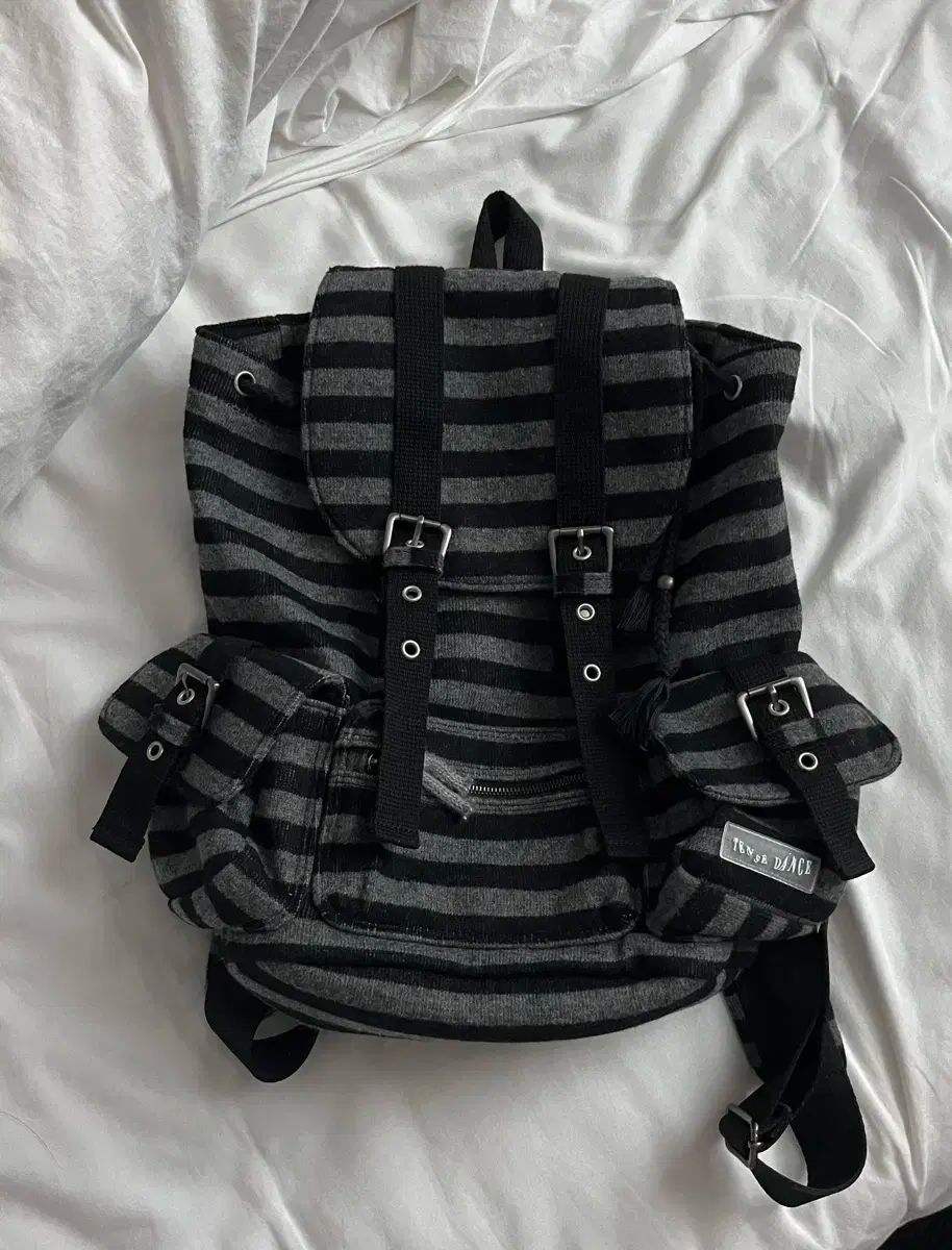 TENSE DANCE テンスダンス　ストライプ  リュックサック ブラック 21 まで (新品、未使用品) TENSE DANCE(テンスダンス