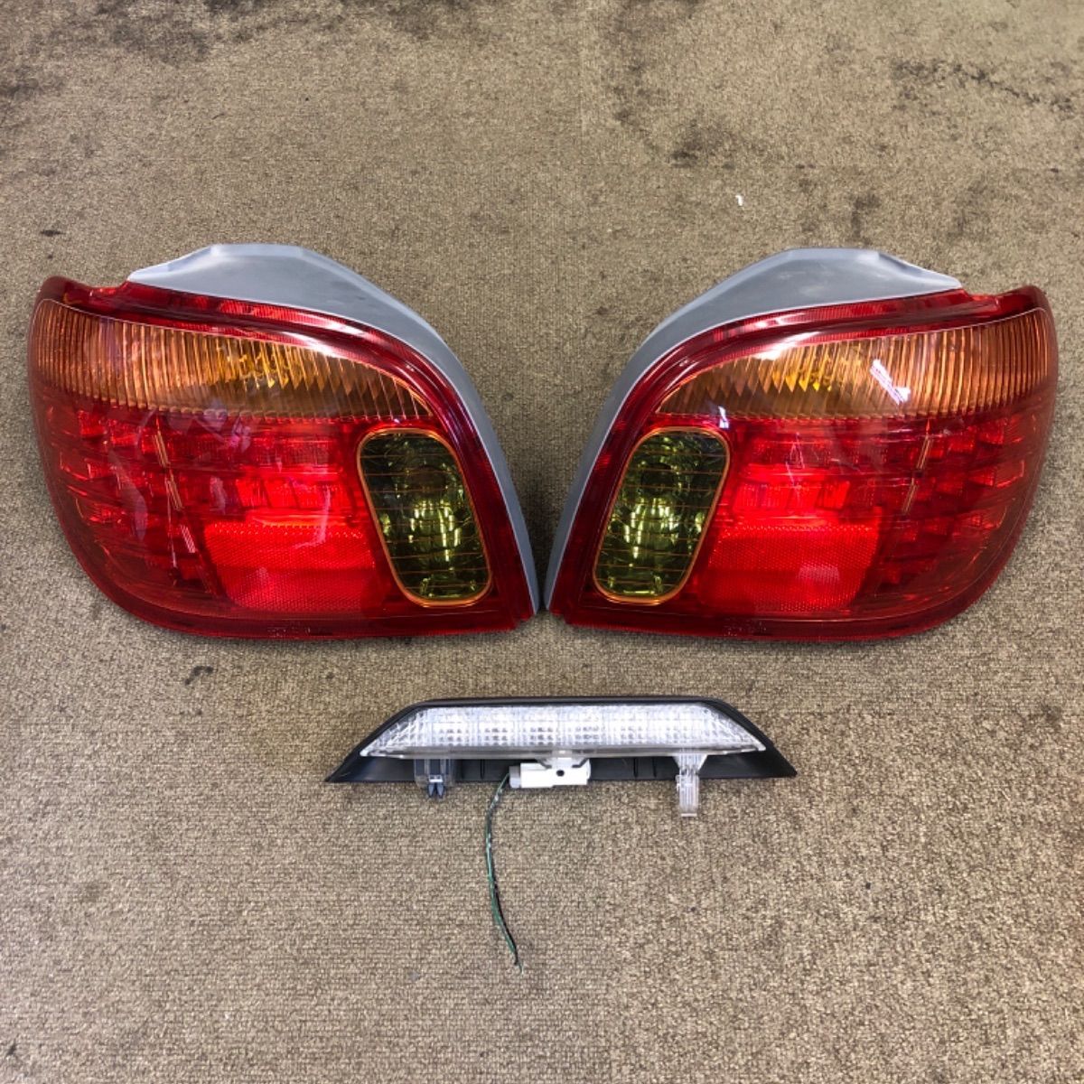 TOYOTA 純正テールランプ レッド　ビィッツ TOYOTA 純正テールランプ レッド ビィッツ 2025年最新】Yahoo