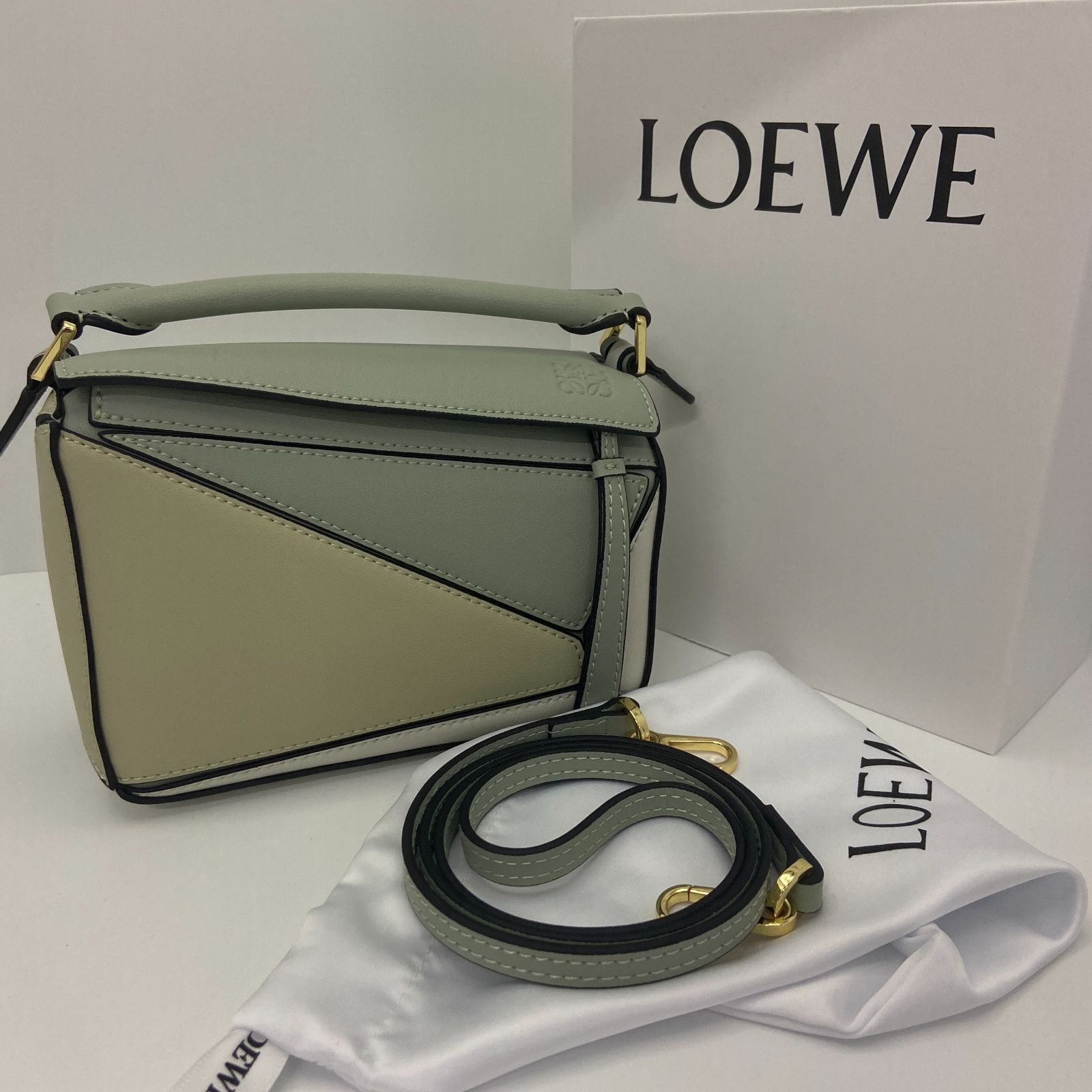 ✨ 新品未使用 ✨LOEWE ロエベ ショルダーバッグ パズルバッグ ミニ - メルカリ