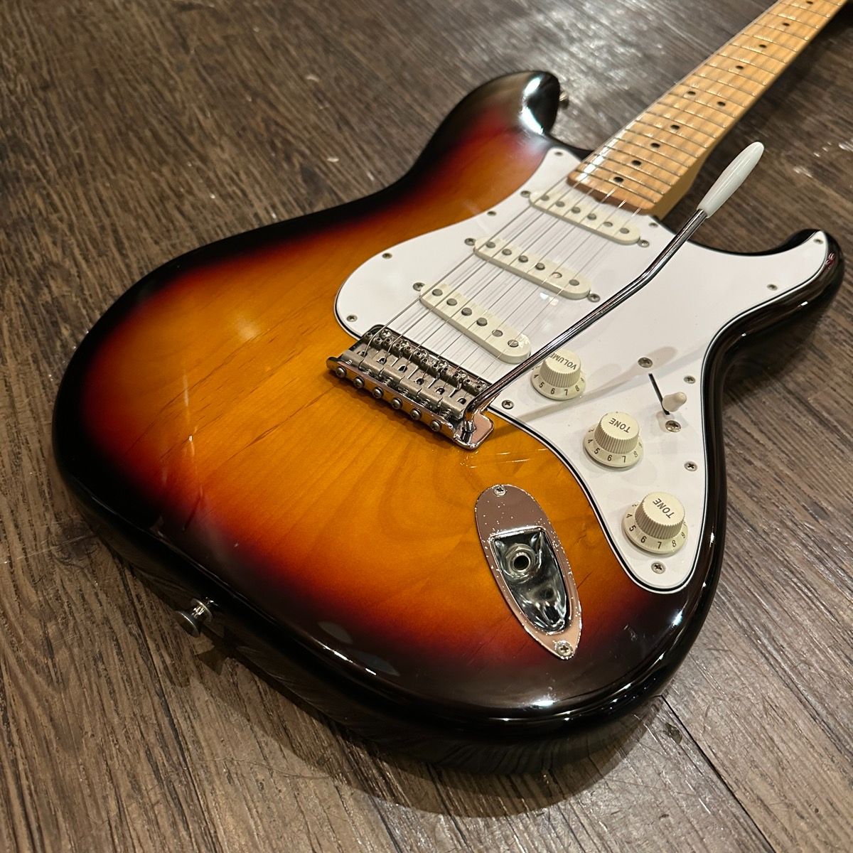 Fender Japan ST-50 3TS エレキギター ストラト Fender Japan ST-50