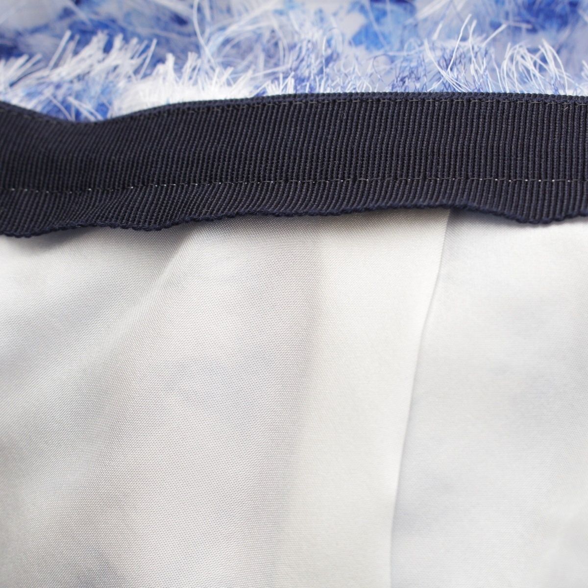 ホワイト ブルー