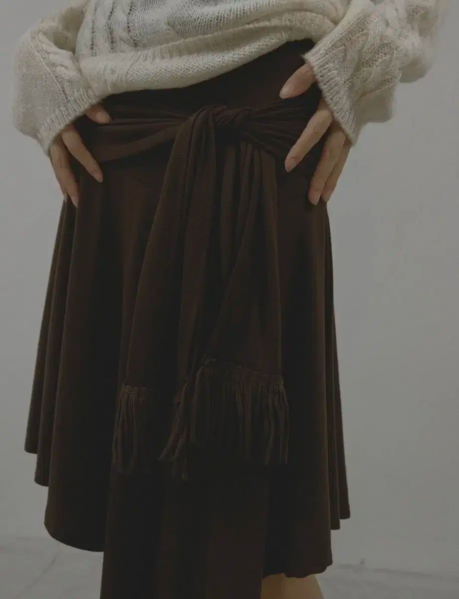 UNBALANCE HOOL SKIRT BROWN