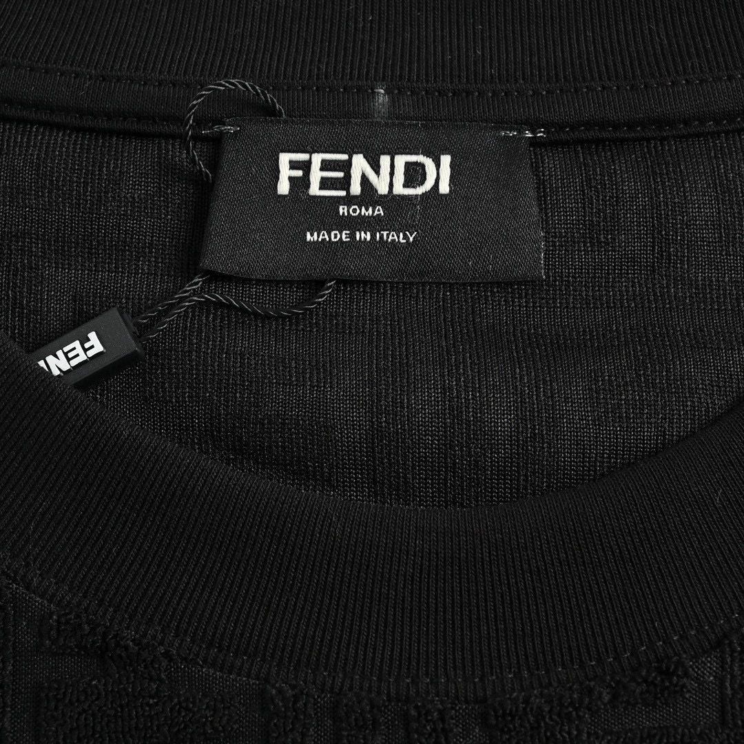 FENDI フェンディ 25SS レッドビスコース ジャカード Tシャツ 今日特価】Fendi / フェンディ 25ss ダブル F タオルジャカード