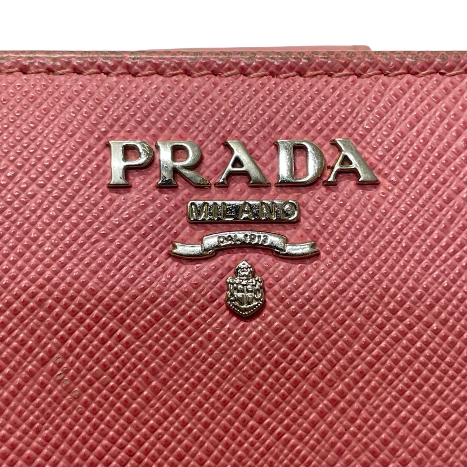 PRADA マルチカラーピンク　二つ折り財布　サフィアーノレザー ショッパー PRADA ピンク 二つ折り財布 サフィアーノレザー PRADA マルチカラー