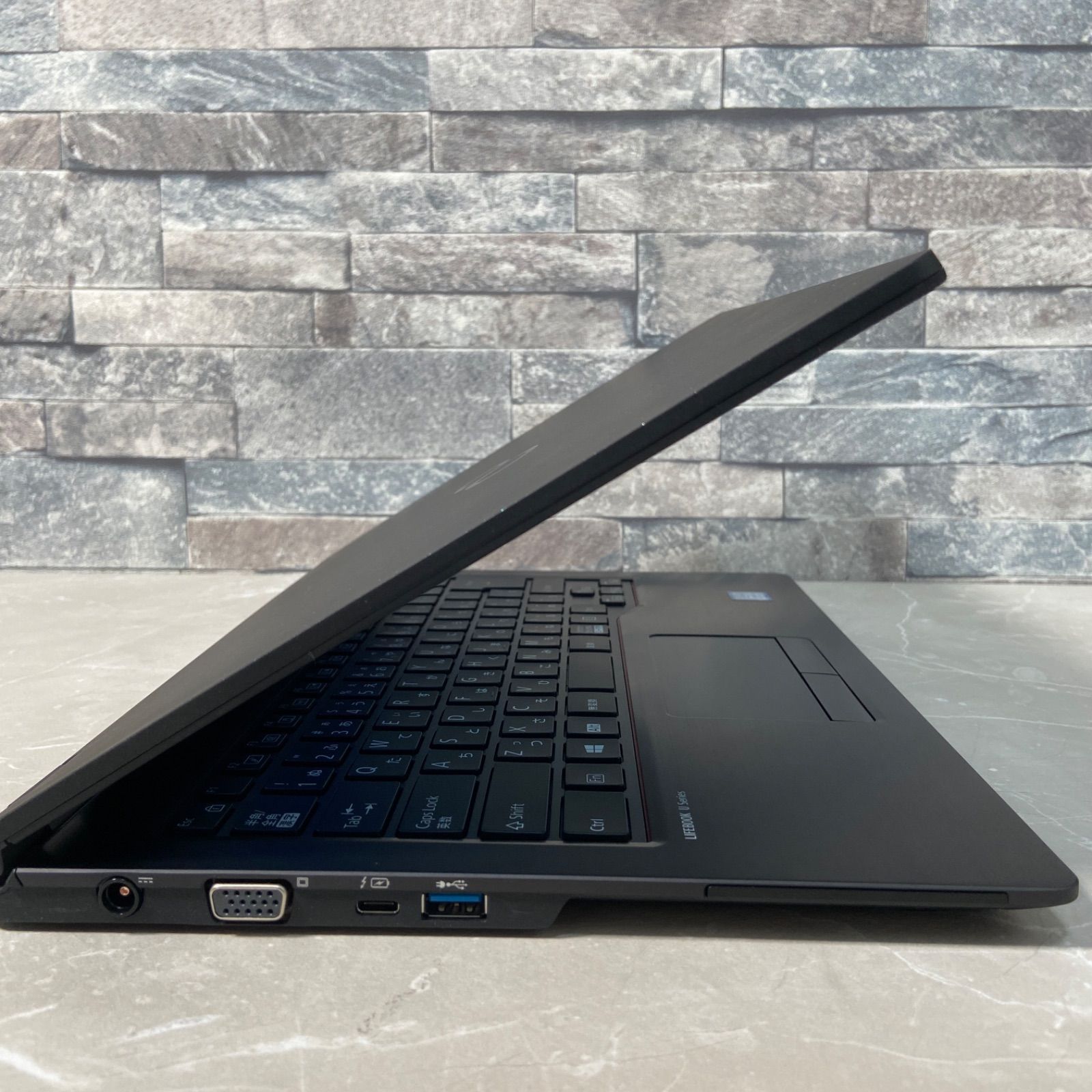 FUJITSU LIFEBOOK U749/A 中古パソコン Windows11 新品SSD搭載 第8世代