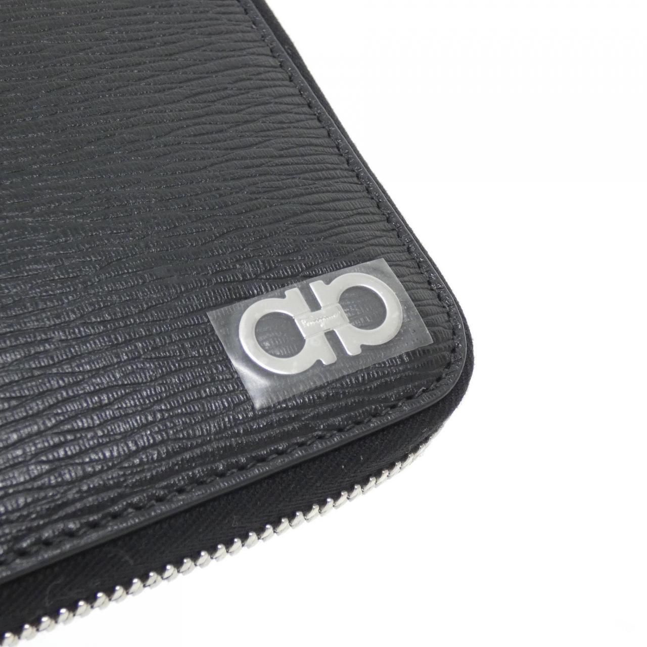 サルヴァトーレフェラガモ