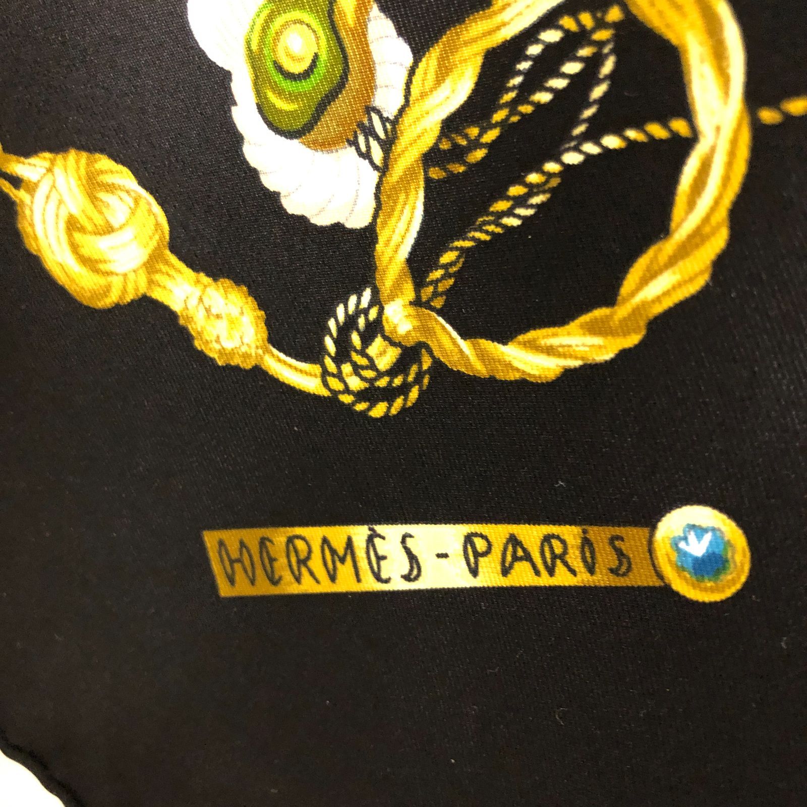未使用に近い】HERMES エルメス 大判スカーフ 魅惑のそよ風 カレ