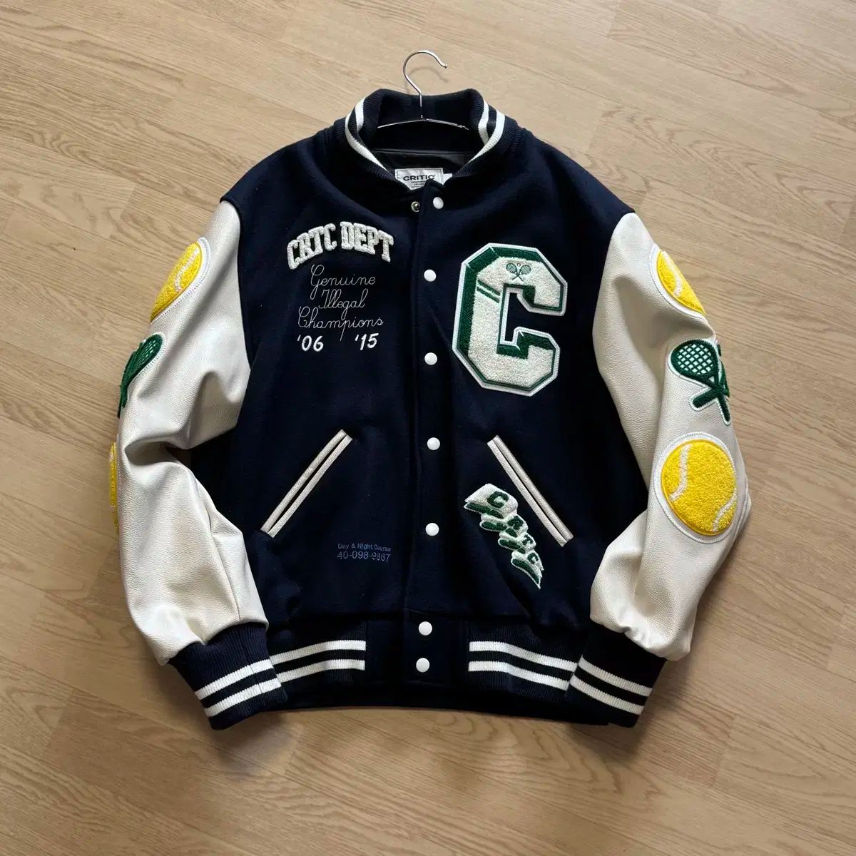 M ） CRITIC(クリティック) DEPT バーシティ ジャケット ダークネイビー