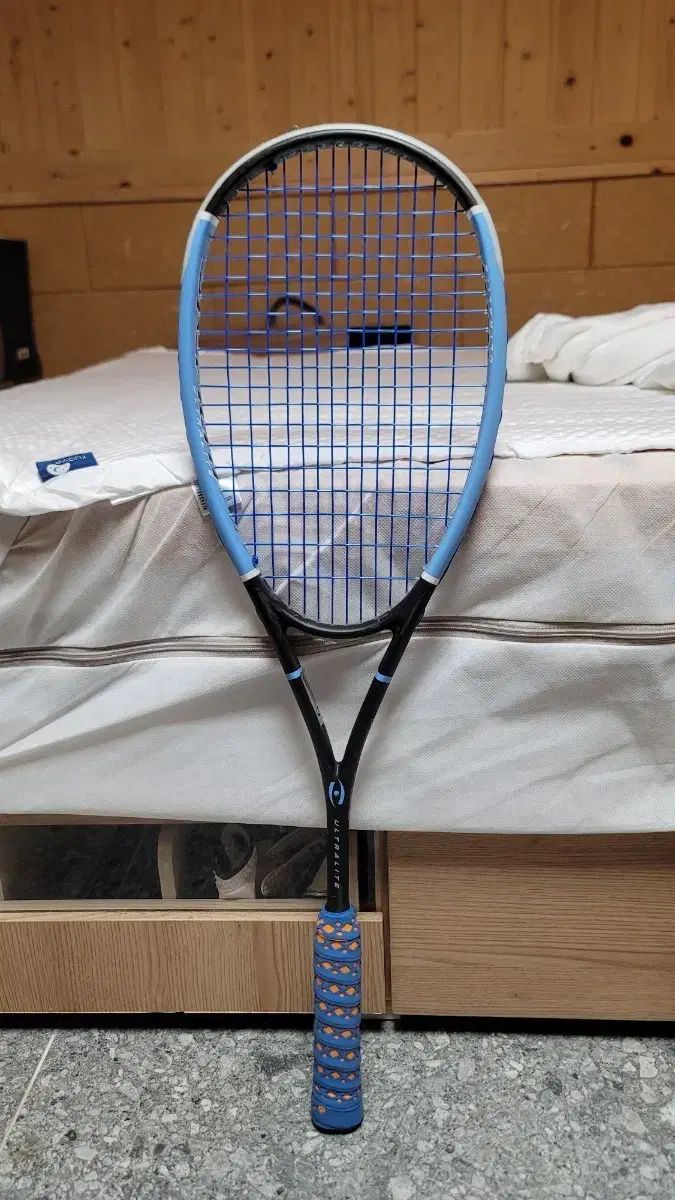 ヘロウ STEALTH ウルトラライト スカッシュ ラケット