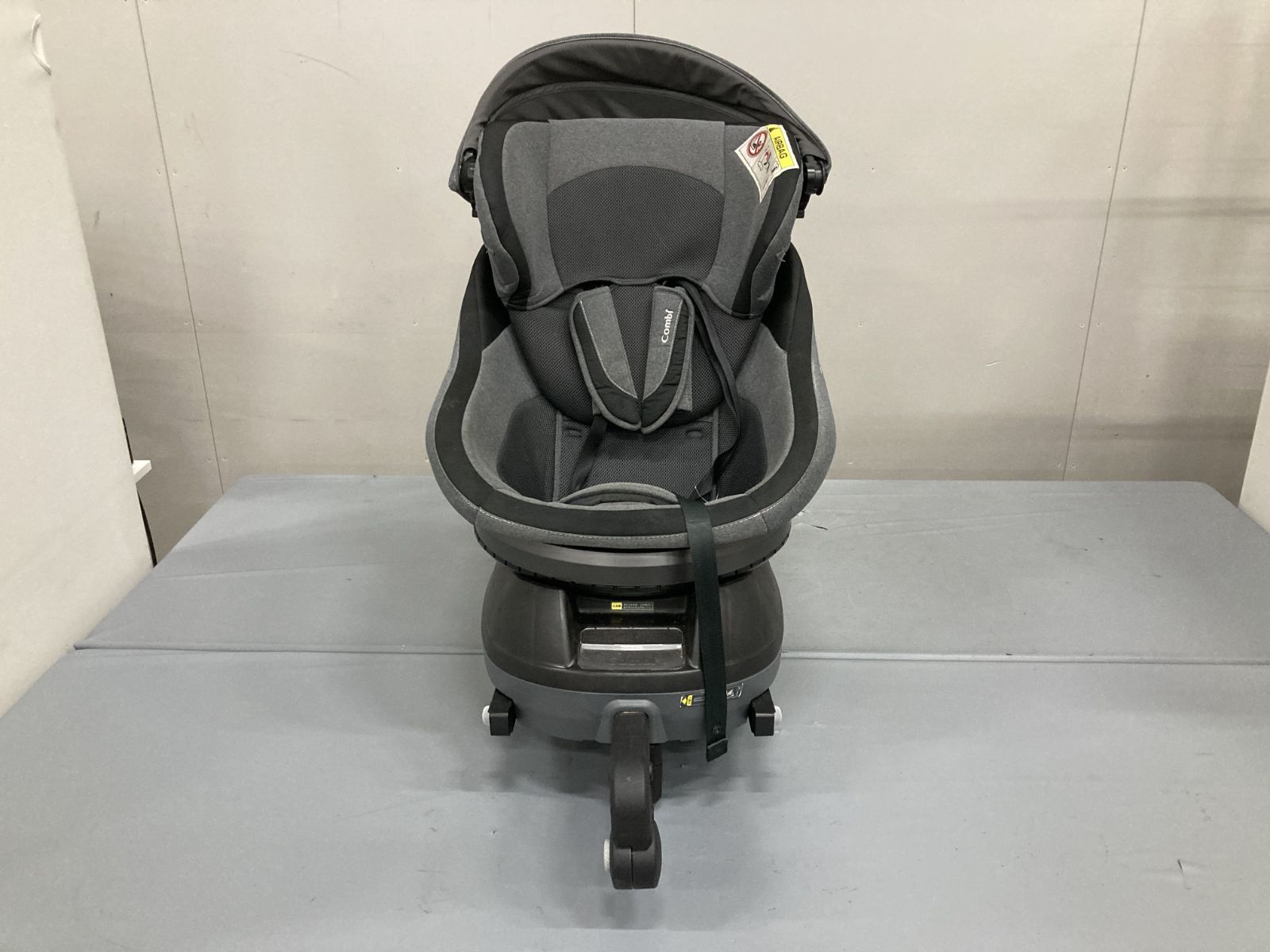 Combi チャイルドシート コンビ クルムーヴ スマート ISOFIX ブラック グレー 黒