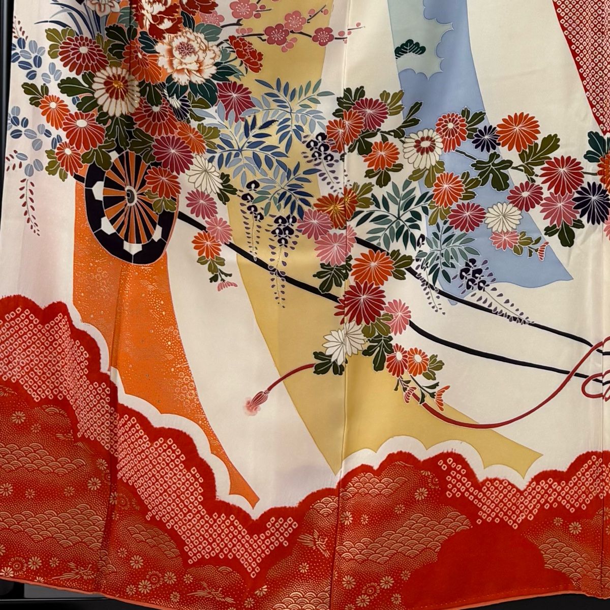 バイセル 着物 名品 振袖 クリーム 束ね熨斗 花車 花籠 鶴 金彩 銀彩 正絹 袷 165.5cm Mサイズ ☆☆☆☆ 振袖 身丈162.5cm 裄丈64cm M 袷 束ね熨斗 花鳥 縮緬 クリーム 正絹