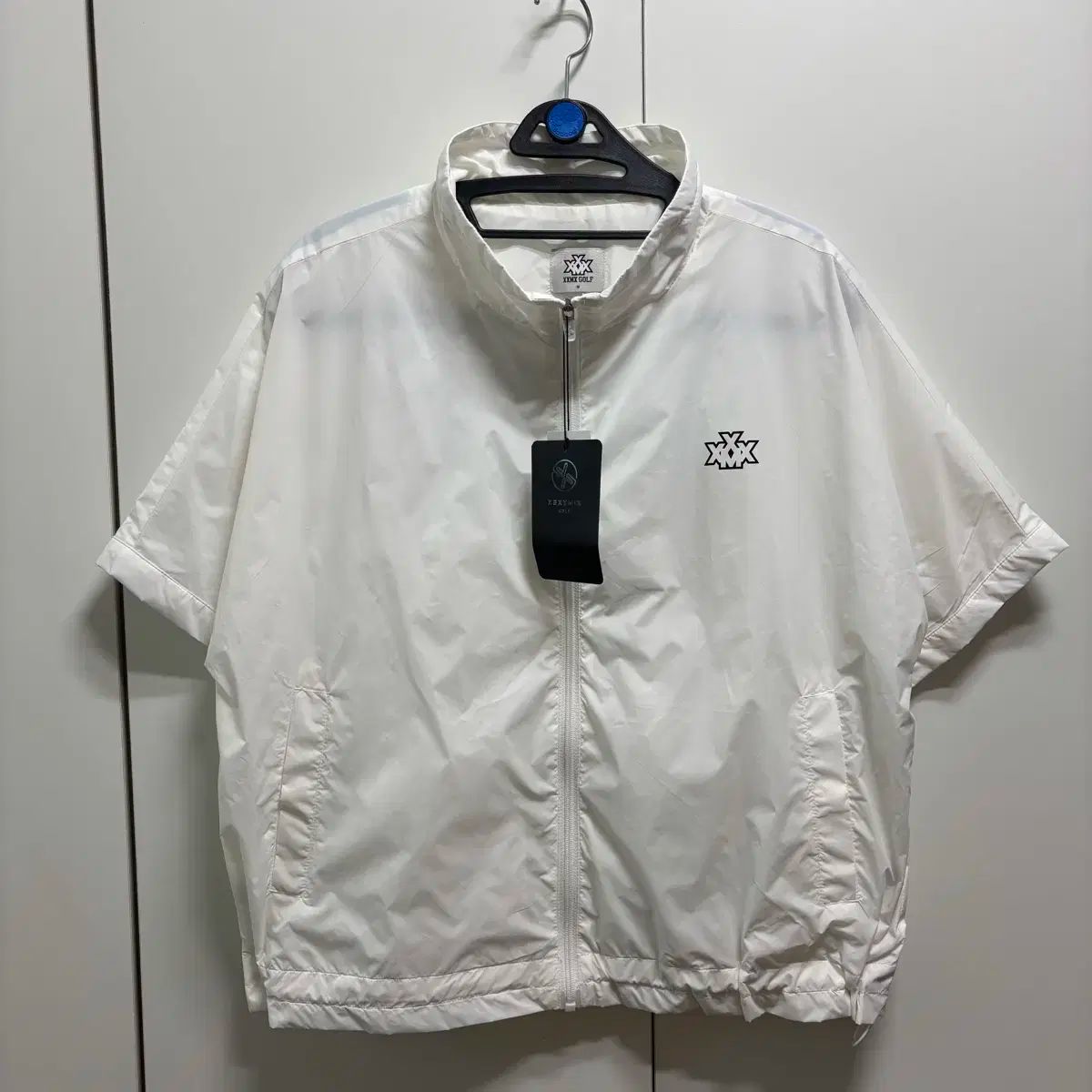 Malbon プリーツスカート×ロゴトップス コーデ完成品 ⛳ 韓国風