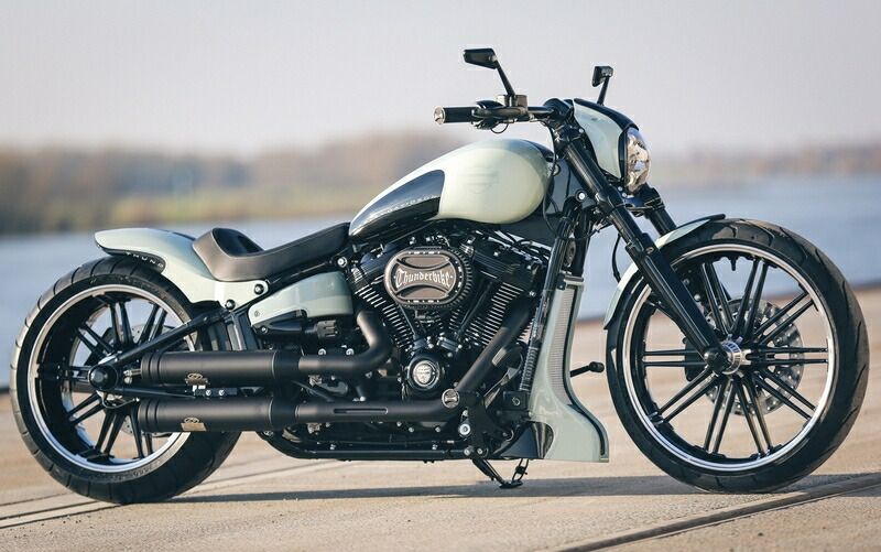 カスタムガスタンク 2018年以降ソフテイル