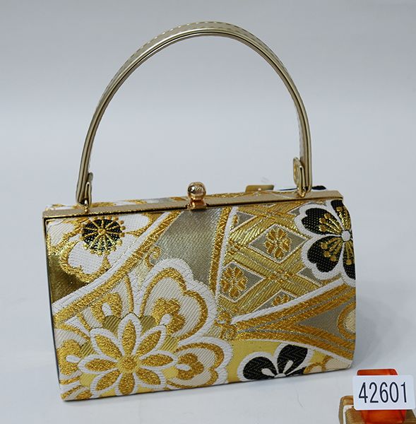 草履バッグセット 帯地 三段 フリーサイズ 24cm 適合足サイズ22.5cm~24.5cm 金色×黒色 振袖 成人式 結婚式 NO42601