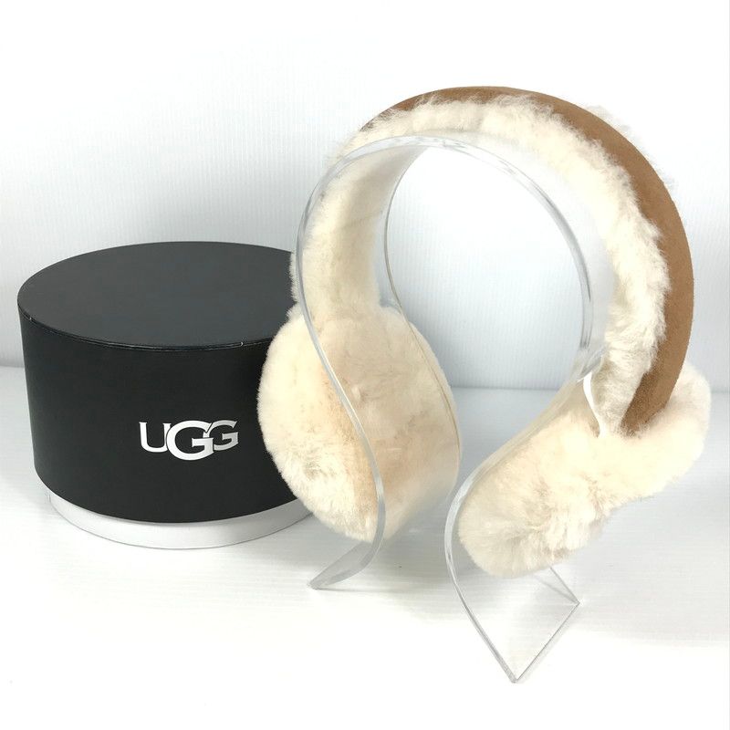 品 UGG アグ UGG SHEEPSKIN EMBROIDERY EARMUFF シープスキン エンブロイダリー イヤマフ 服飾小物 157-250930-na-06-tag