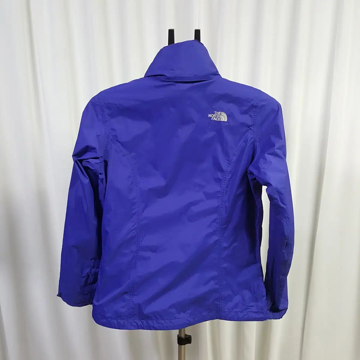 95 THE NORTH FACE(ザ・ノース・フェイス) ウィンドブレーカー