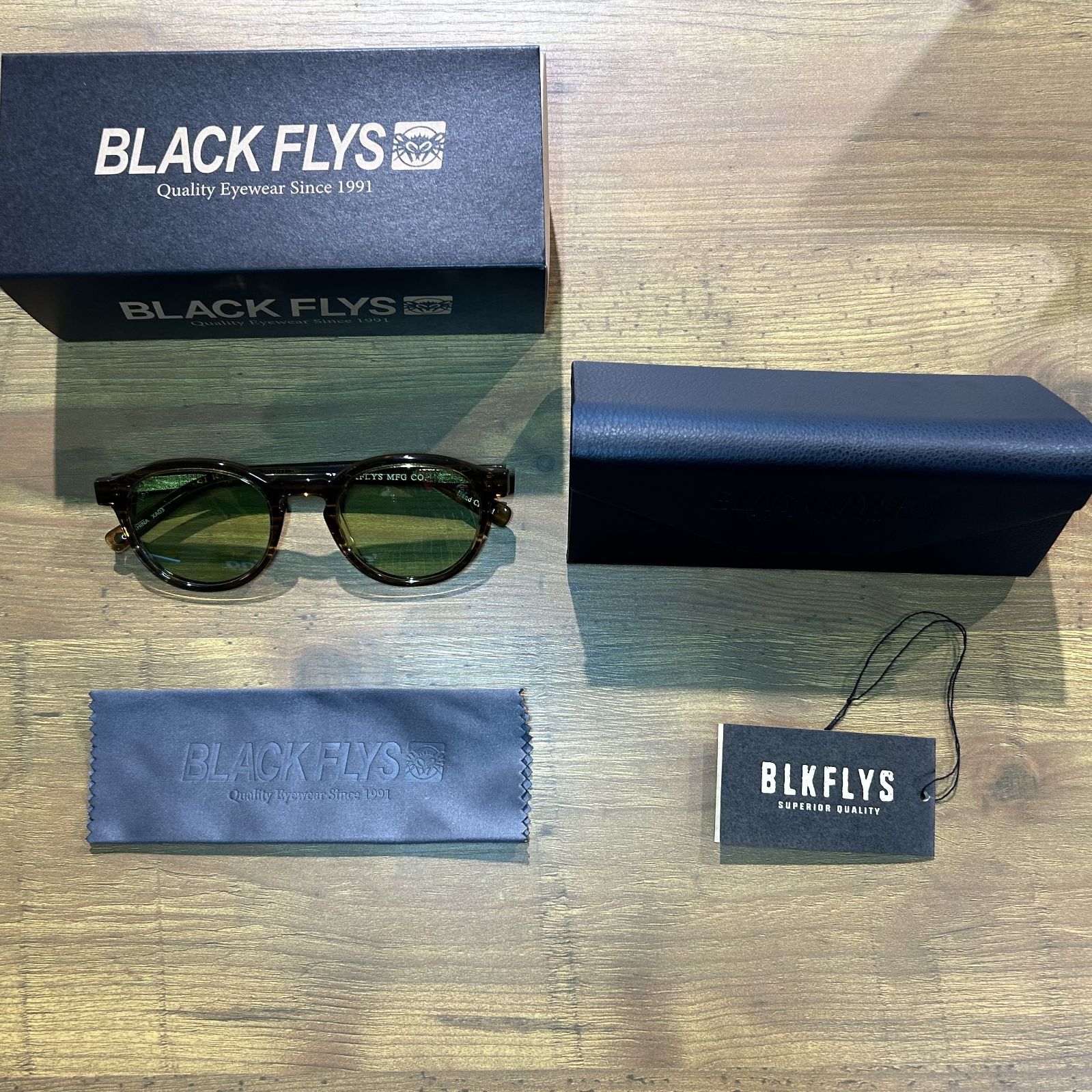 BLACK FLYS】FLY MADISON ブラウンストラップ×ライトグリーン 調光 