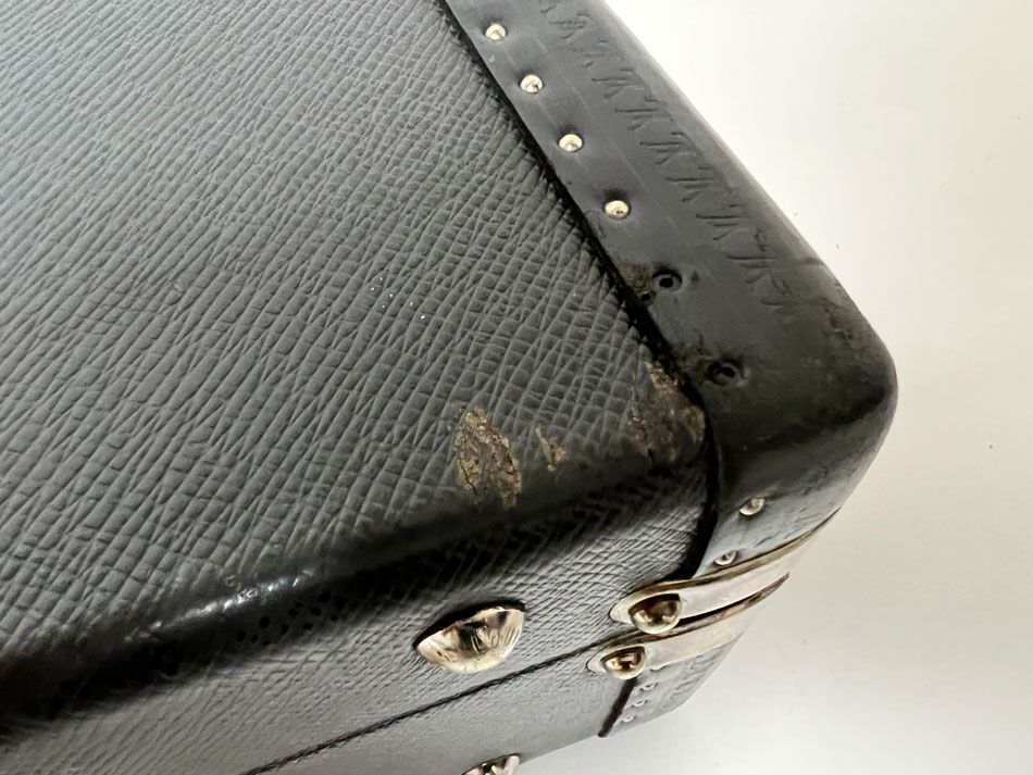 VUITTON
