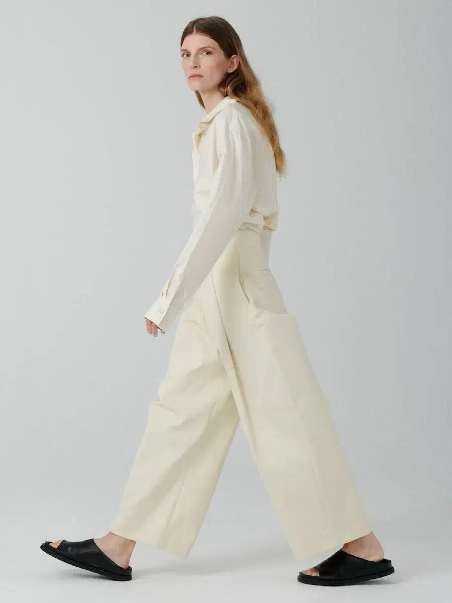 Studio Nicholson スタジオニコルソン ドルドーニ ボリューム パンツ