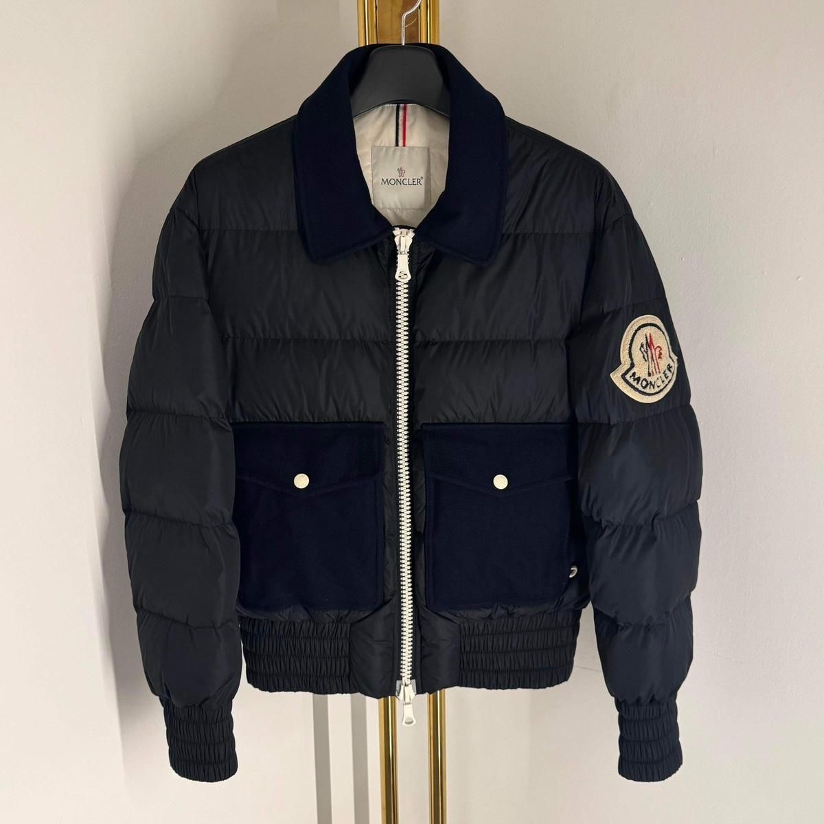 雷市場（ポンジャン）商品韓国直送】MONCLER(モンクレール) x ami(アミ ...