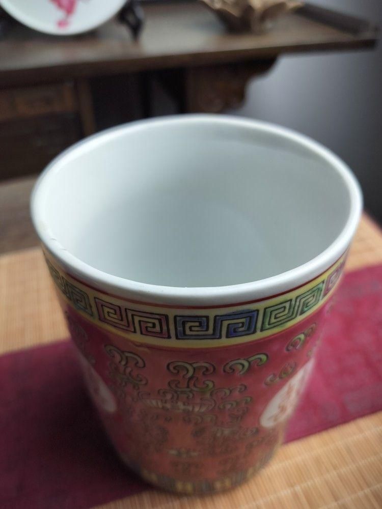 景徳鎮 陶磁器 臙脂紅筆立て 書道具 文房具 現代工芸品 美術品 置物 景徳鎮 陶磁器 臙脂紅筆立て 書道具 文房具 現代工芸品 美術品