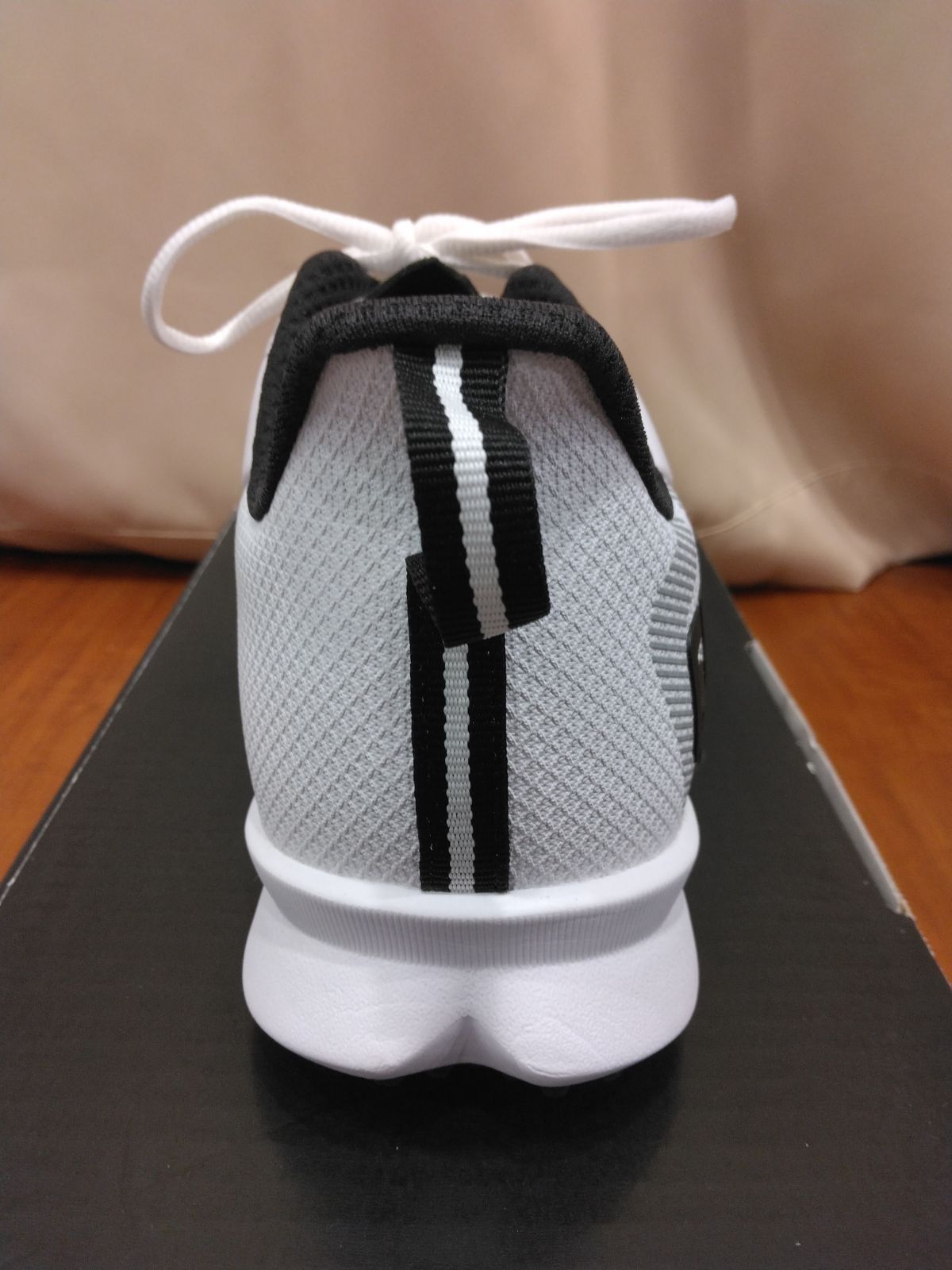 LACED ゴルフシューズ