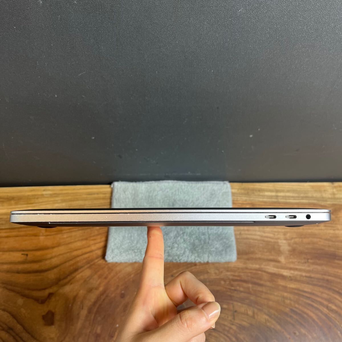 美品/GPU搭載］Apple MacBook Pro 15inch 2017/Core i7 2.8GHz/16GB