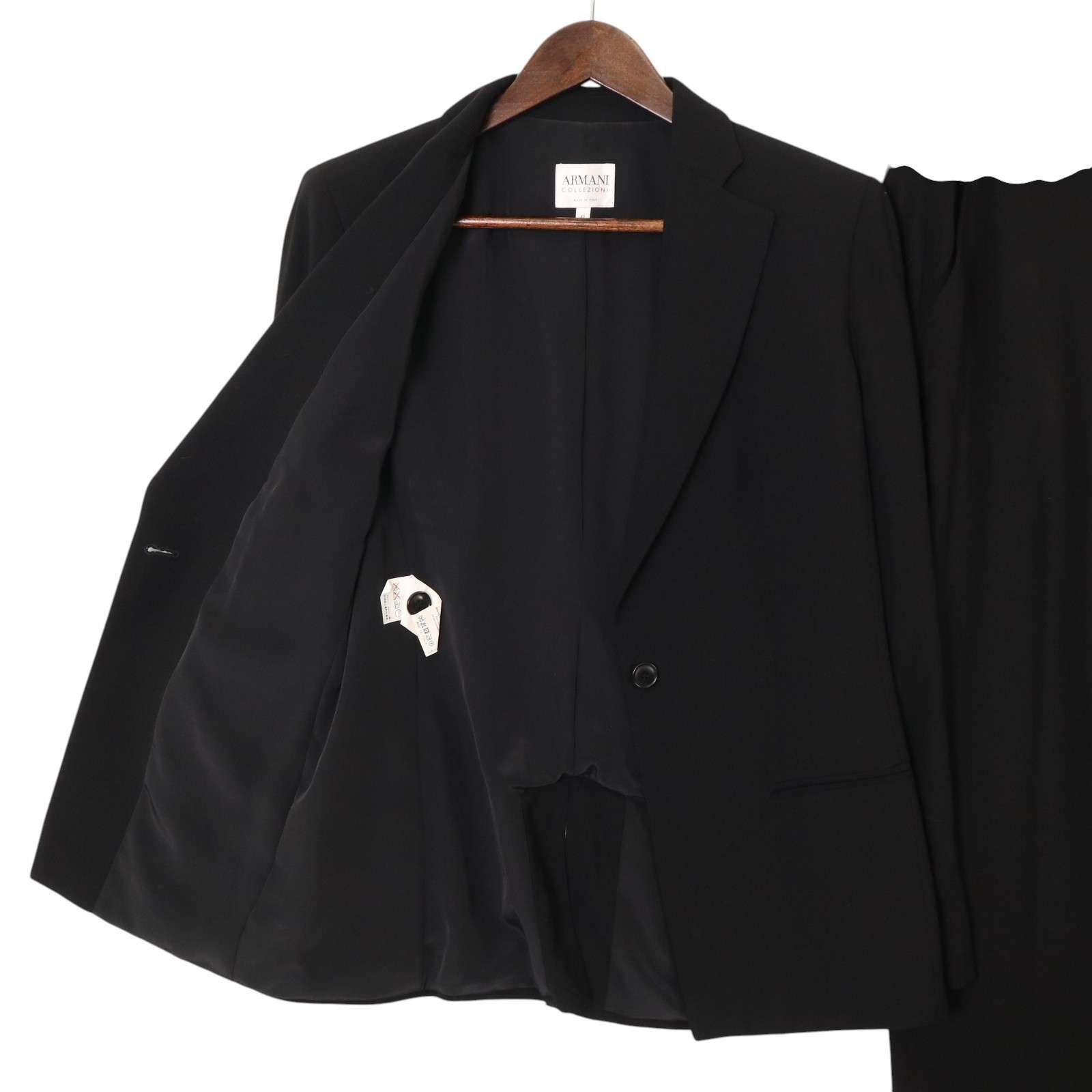 アルマーニコレツォーニ　大きいサイズ44 42 黒　パンツスーツ　ゆったり ARMANI COLLEZIONI アルマーニ コレツィオーニ 春夏