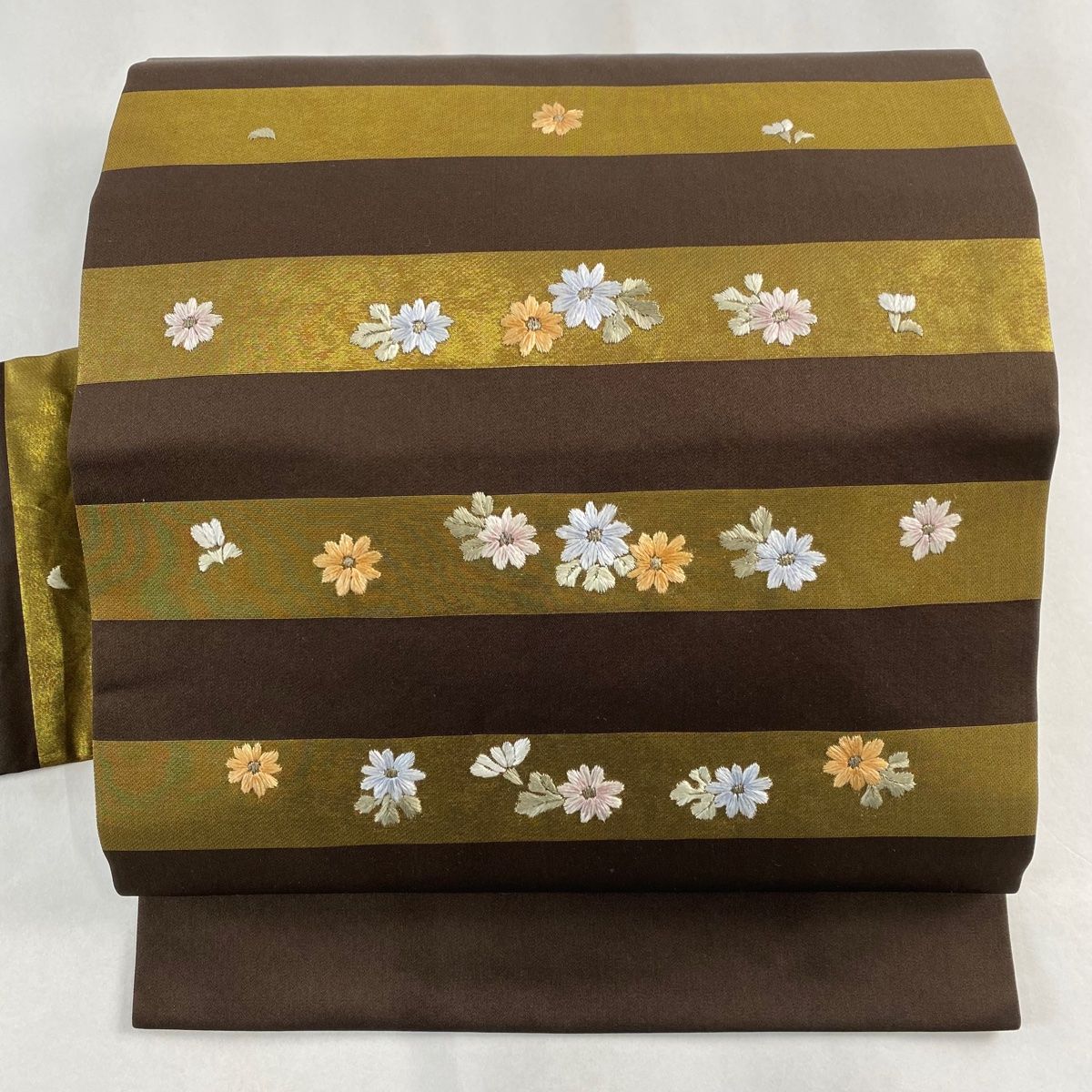 名古屋帯 逸品 ビロード バイオリン ト音記号 金糸 刺繍 焦茶色 正絹 