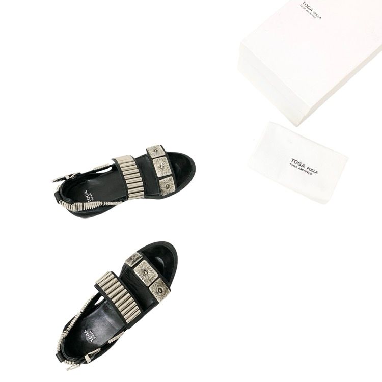 TOGA PULLA トーガプルラ METAL SNEAKER SANDALS メタルスニーカーサンダル ブラック 39/24.5cm AJ664 -  メルカリ