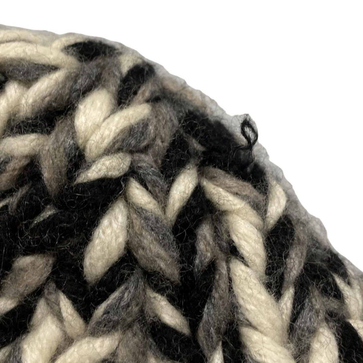 CHANEL(シャネル) ニット帽 M - 黒×ライトグレー×白 ココマーク  