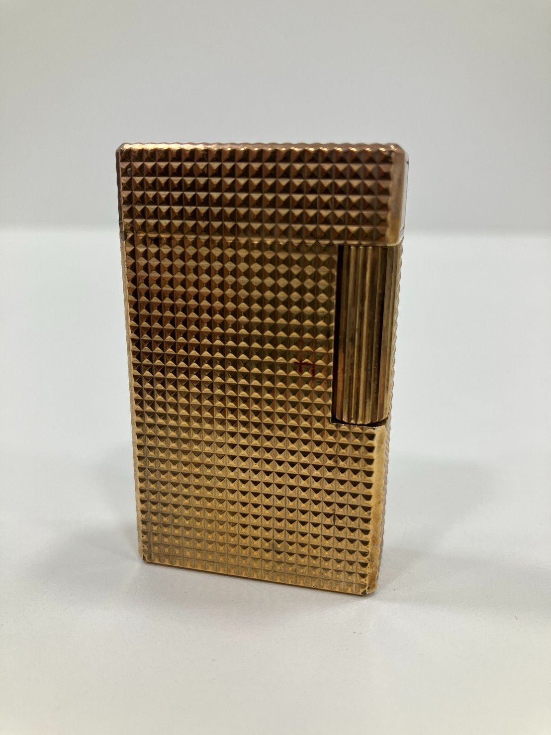 KD-002 S.T.Dupont デュポン ショート ピラミッドカット ガスライター ゴールド ジャンク品