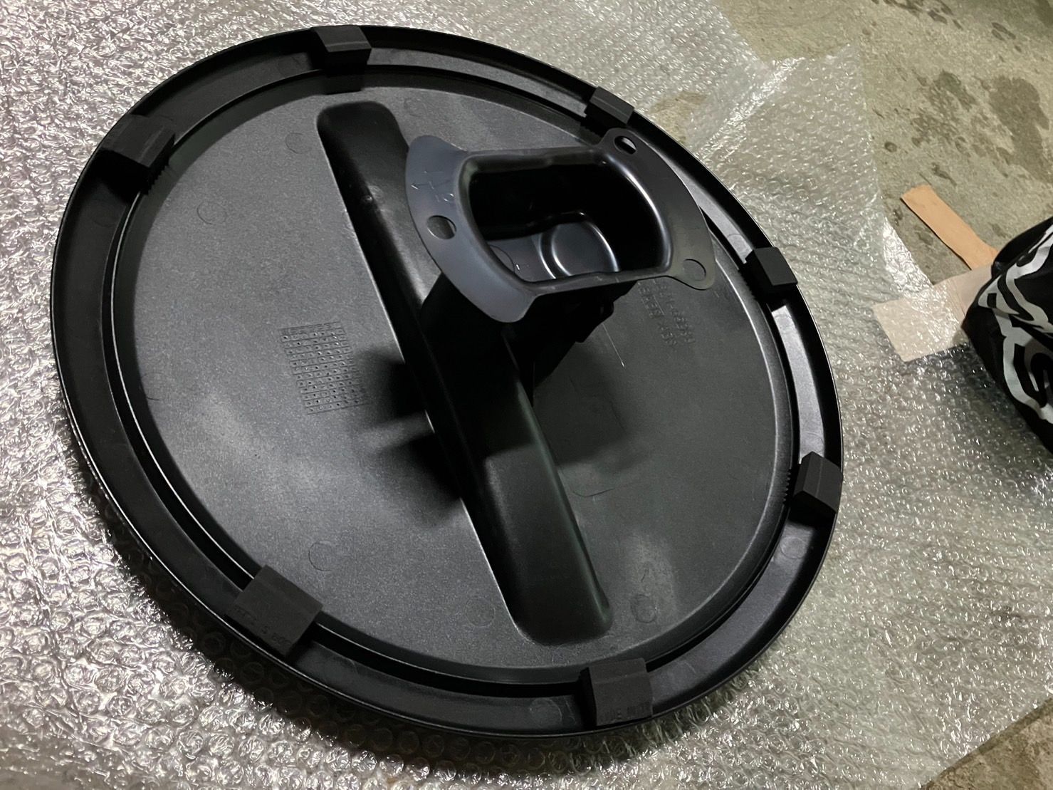新品　スズキ　ジムニー　純正　スペアタイヤカバー　① Amazon | SUZUKI JIMNY SIERRA 純正 ジムニーシエラ 専用 スペア