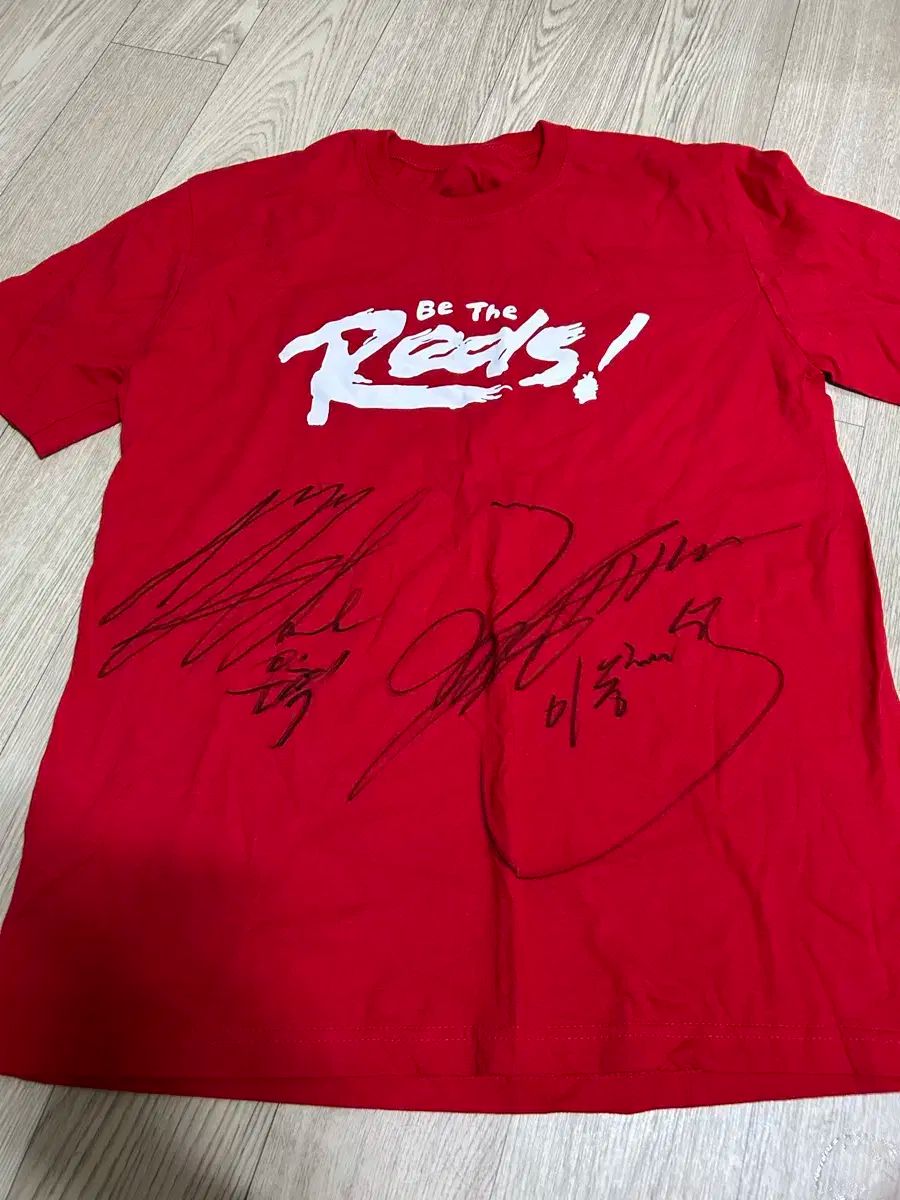 SUPER JUNIOR スーパージュニア SUPERJUNIOR D-E superjunior d ＆ e ウニョク EUNHYUK ドンヘ DONGHAE 半袖 Tシャツ サイン入り