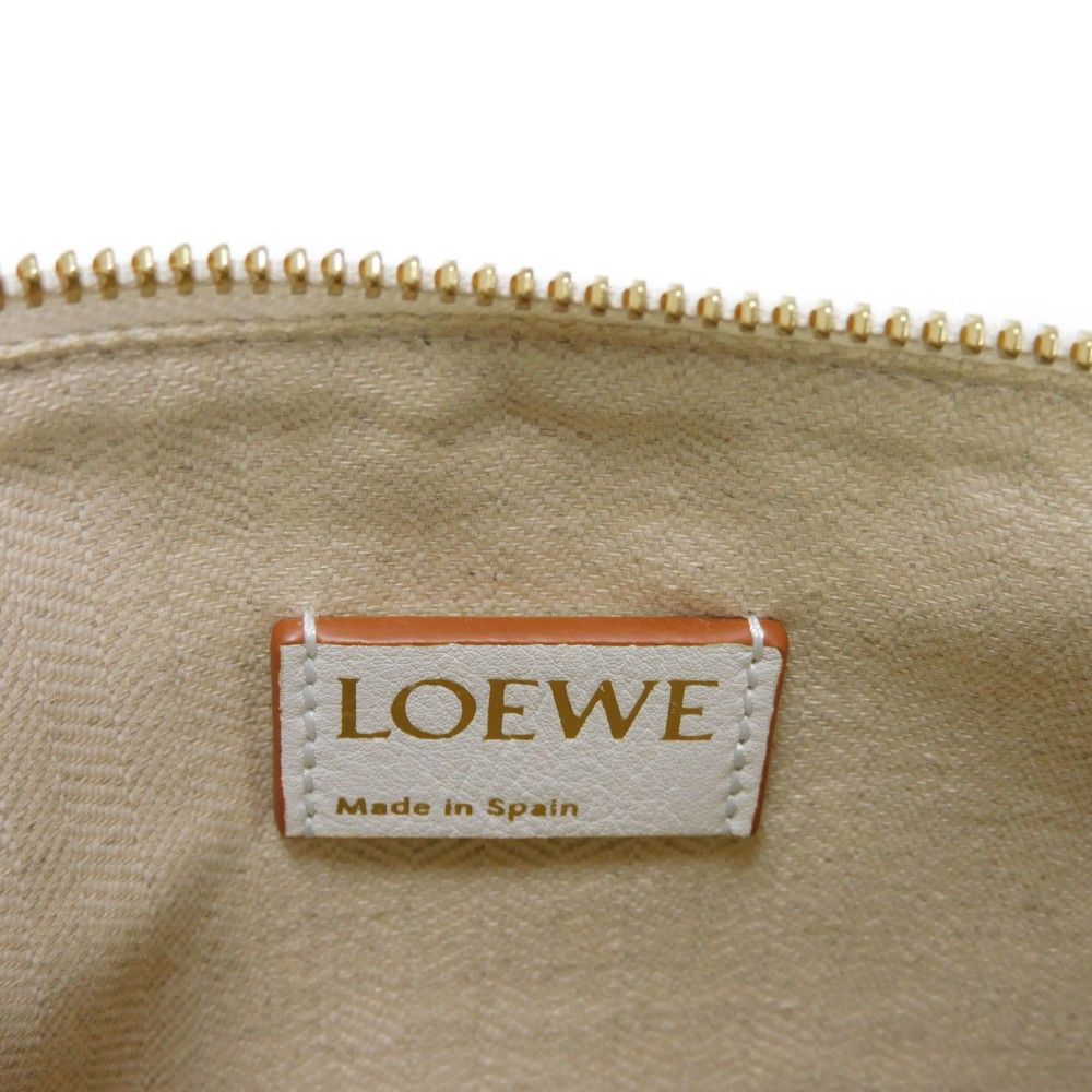 LOEWE ロエベ オブロング ポーチ エンボス カーフ アイボリー