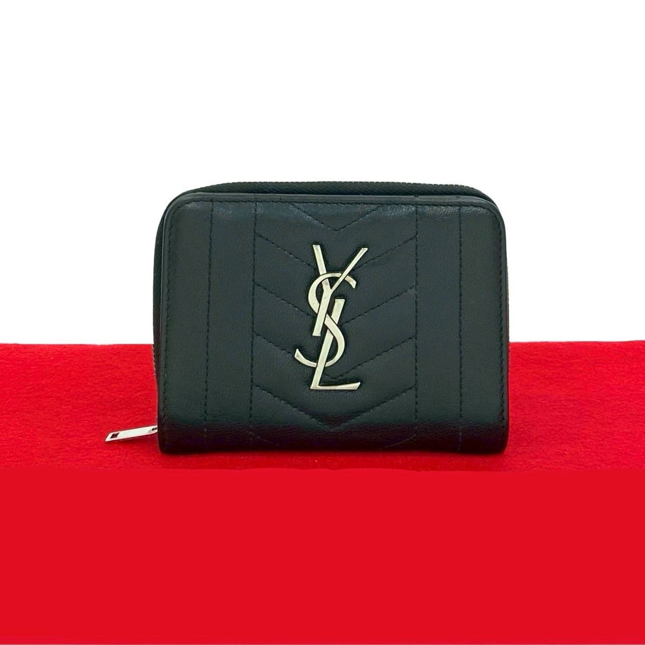極 美品 YVES SAINT LAURENT イヴサンローラン YSL ロゴ 金具 極 美品 YVES SAINT LAURENT イヴサンローラン YSL ロゴ 金具