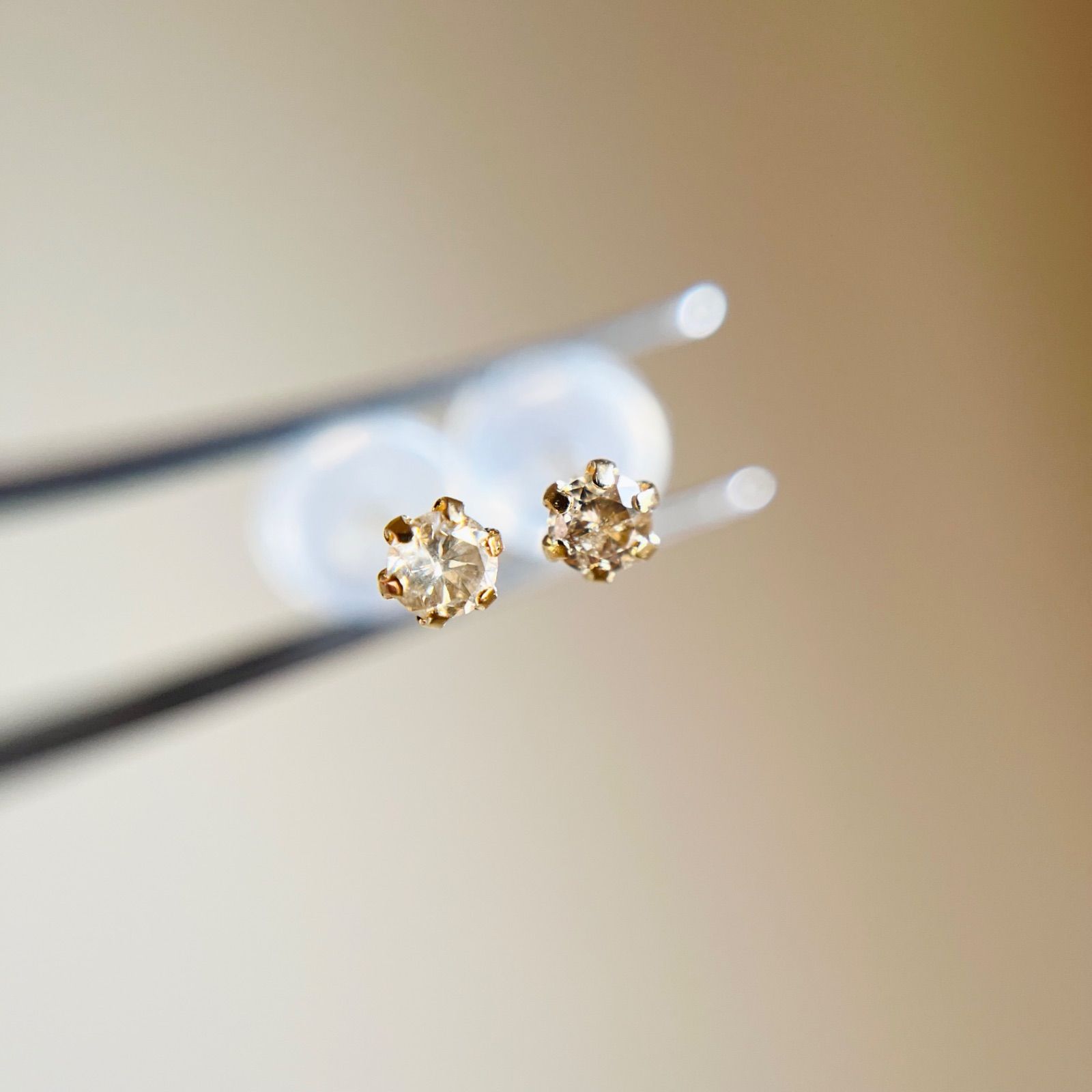 K18 18金イエローゴールド 天然ダイヤモンド0.12ct ピアス