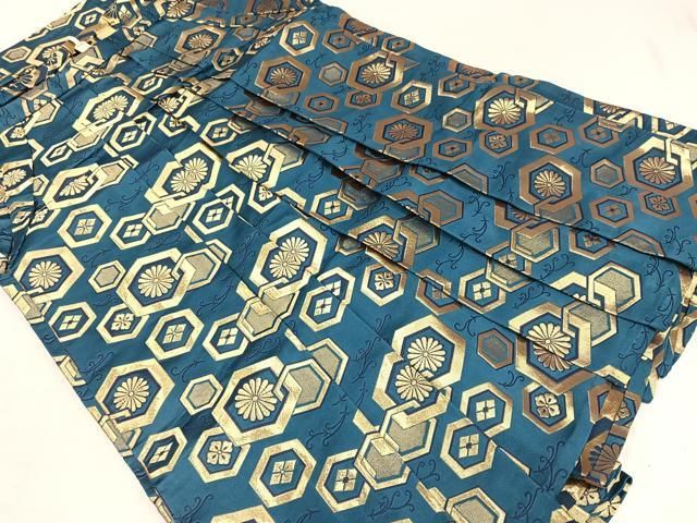 (7-73)馬乗袴　2尺1寸　亀甲紋　白　金　詩吟　舞踊　踊袴 7-73)馬乗袴 2尺1寸 亀甲紋 白 金 詩吟 舞踊 踊袴 7-73)馬乗袴 2