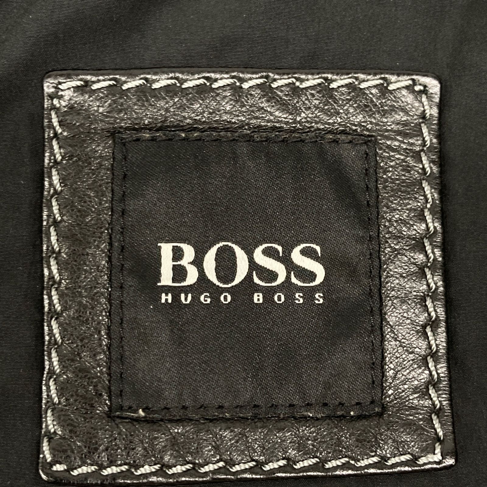 HUGO BOSS ヒューゴボス 50168558 ブラック ラムスキン